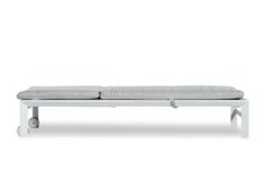 Ligbed 'Altona' met wiel Verstelbaar Wit