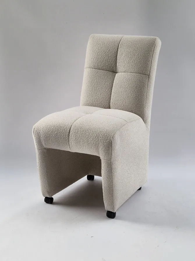 Trend eetkamerstoel op wielen